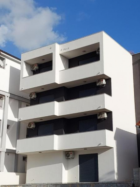 Top Apartments